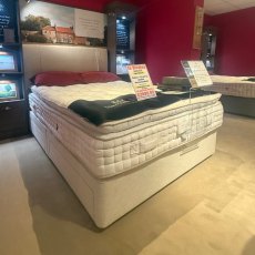 Harrison Spinks Mardis Gras Kingsize 2 + 2 Drawer Set Including Headboard Harrison Spinks Mardis Gras Kingsize 2 + 2 Drawer Set Including Headboard