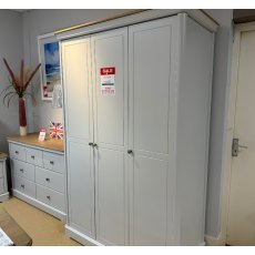 Kentwell Bedroom Collection Kentwell Bedroom Collection