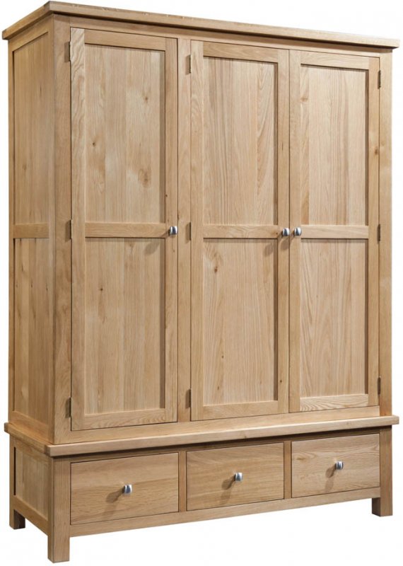 Thetford Triple Wardrobe With 3 Drawers / Oak